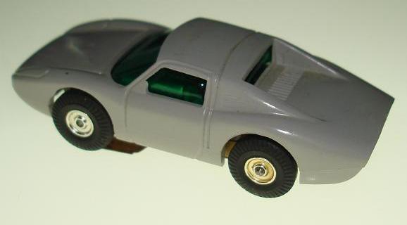 Atlas Aurora HO Scale Porsche 904 Comparison Body Rear View